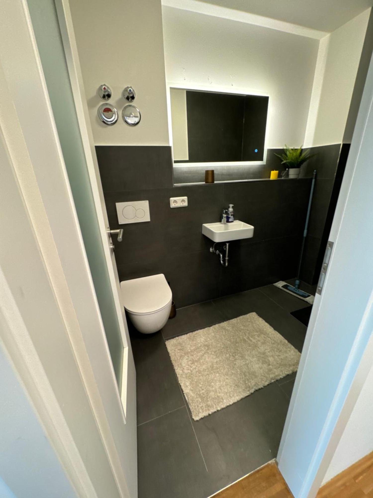 Moderne Ferienwohnung Mit Terrasse Wurzburg Ngoại thất bức ảnh